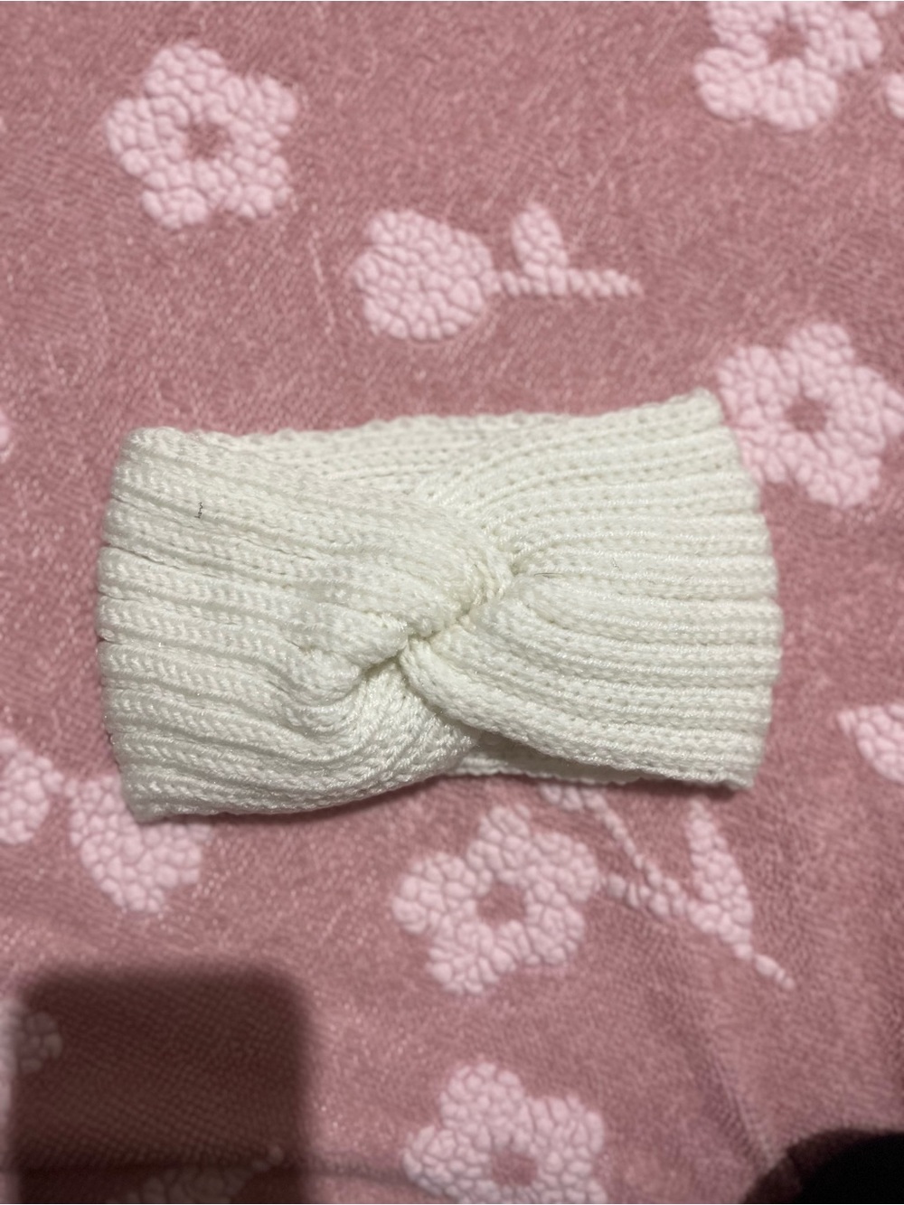 Cozy Cream Knit Twist Headband